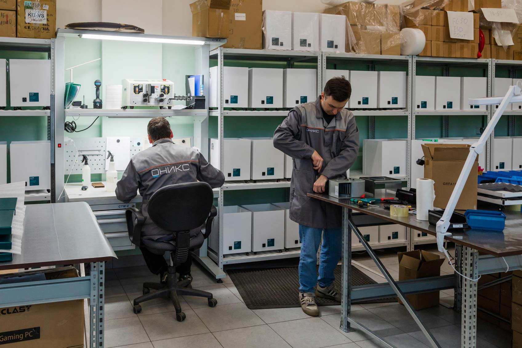 Сборка дымоуловителей ВАРП на производстве в России