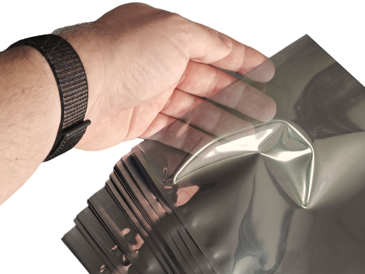 Пакет антистатический, серия EP2401 внутр. размер 142х401мм открытый (100шт)