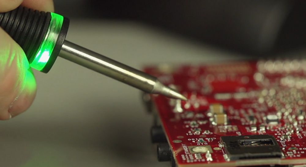 Контроль соединения во время пайки - технологический прорыв в ручном монтаже
